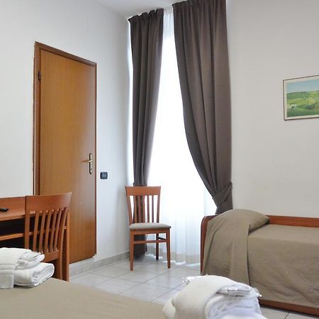 Hotel Trentina Милан Экстерьер фото