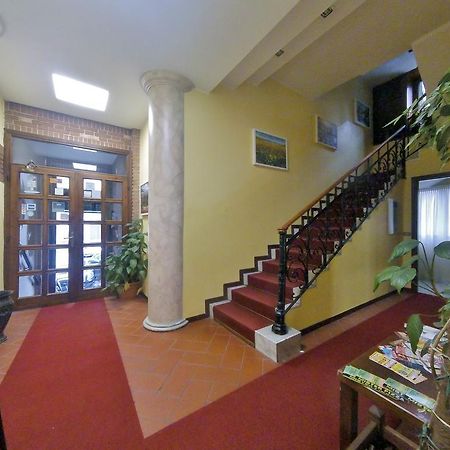 Hotel Trentina Милан Экстерьер фото
