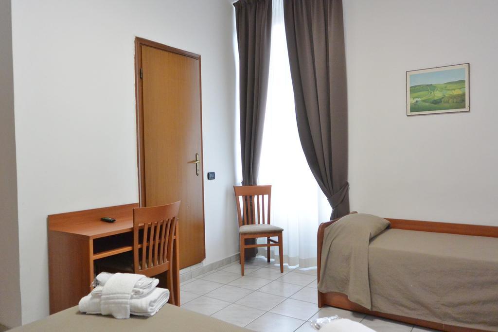 Hotel Trentina Милан Экстерьер фото