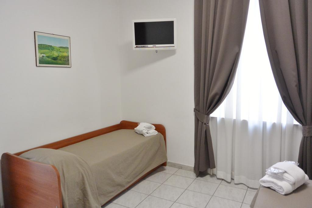 Hotel Trentina Милан Экстерьер фото