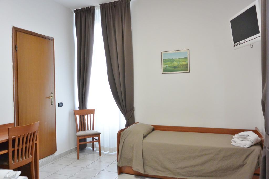 Hotel Trentina Милан Экстерьер фото